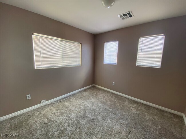 Building Photo - 3322 Palio Ave