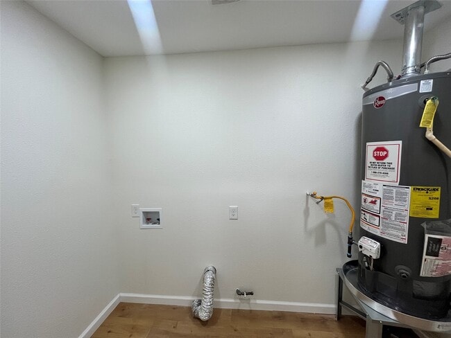 Building Photo - 3538 Orange Grove Dr