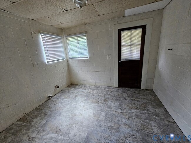 Building Photo - 1305 Chambers St