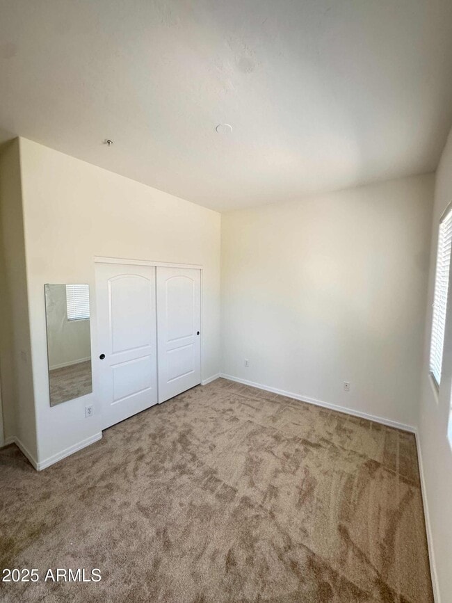 Building Photo - 11000 N 77th Pl