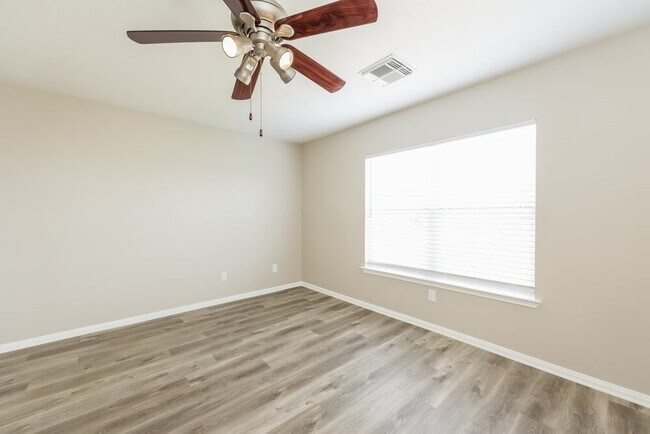 Building Photo - 19203 Anthurium Ct