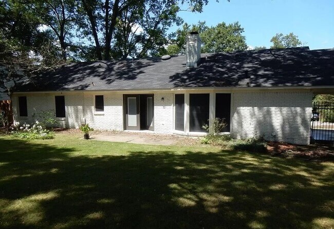 Building Photo - 4328 Castlewood Ct