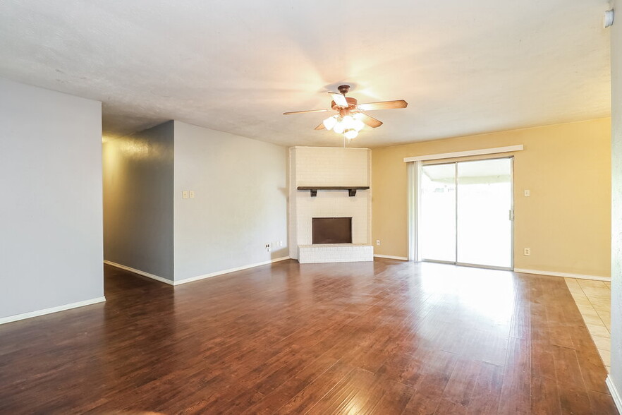 Building Photo - 5404 Lansingford Trail