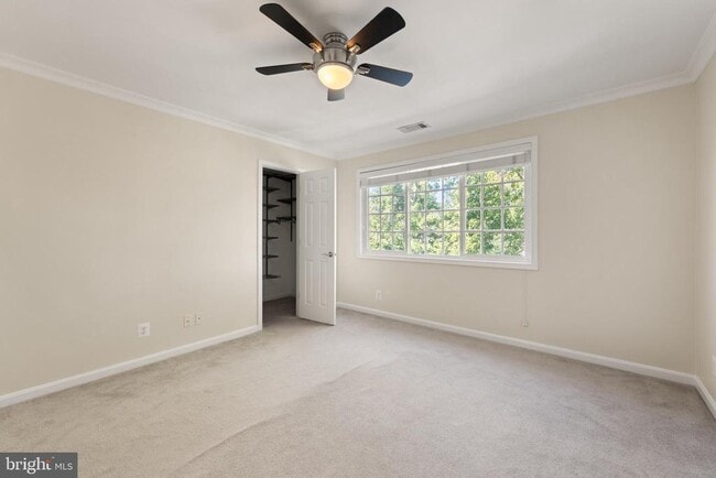 Building Photo - 1431 N Van Dorn St