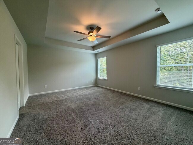 Building Photo - 121 Quail Forest Circle