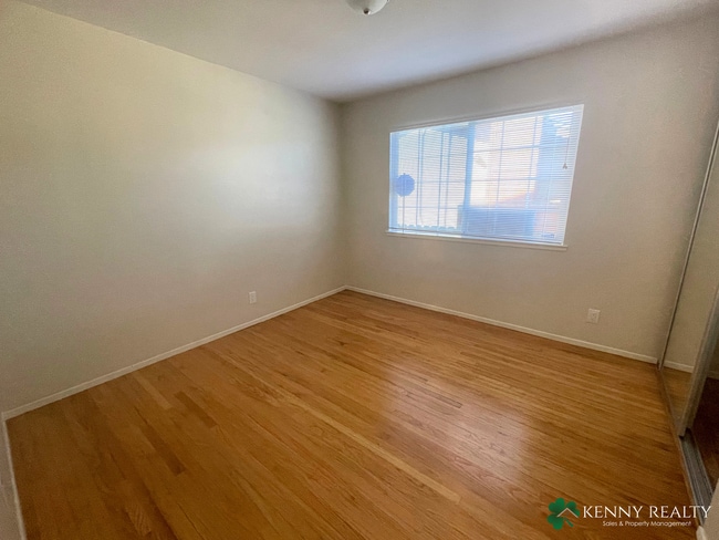 Building Photo - Spacious Four Bedroom Home in Westborough Neighborhood in South San Francisco