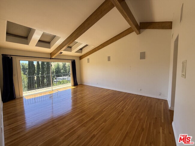 Building Photo - 4613 Reforma Rd