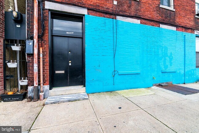 Building Photo - 937 N 2nd St