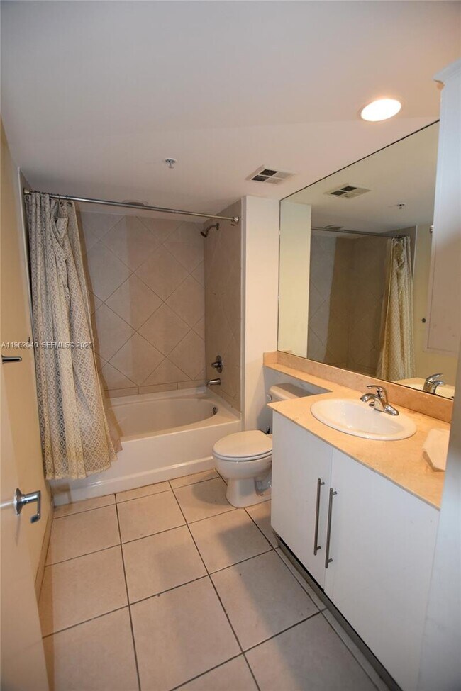 Building Photo - 325 S Biscayne Blvd