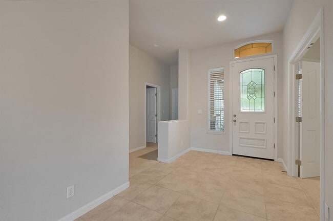 Building Photo - 1889 Tres Picos Dr