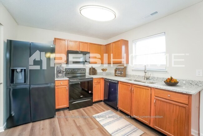 Building Photo - 13344 N Brick Chapel Dr