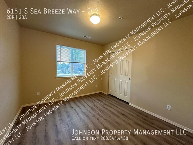 Building Photo - Beautiful South Boise apartments close to ...