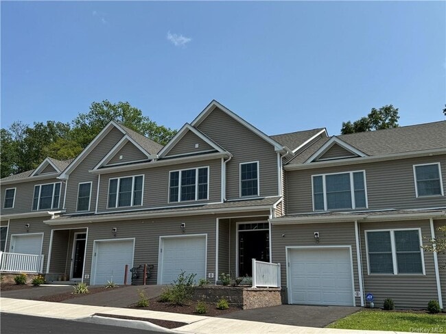 Building Photo - 16 Pinto Rd