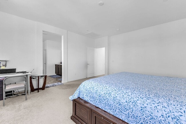 Building Photo - Spacious 5-Bedroom Home in Spencer’s Crossing – Murrieta - 6 Month - 1 Year or Lease To Own!