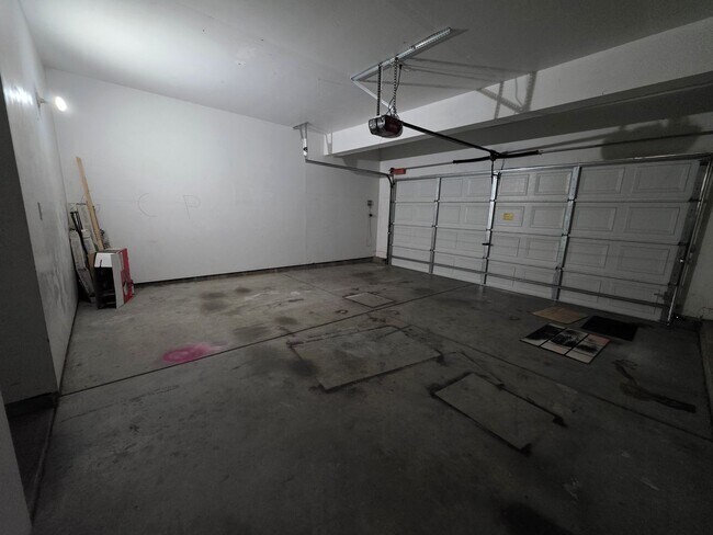 Building Photo - 4 bedroom in north Turlock!