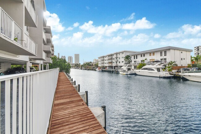 Building Photo - 3716 NE 168th St