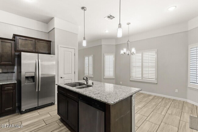 Building Photo - 14824 Harry Flournoy Ave