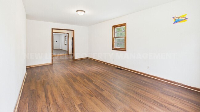 Building Photo - 4704 SW 101st Terrace