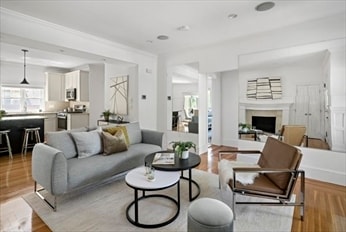 Building Photo - 1281 Walnut St