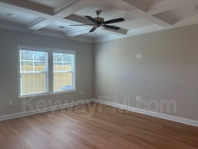 Building Photo - 541 Yuma Ln