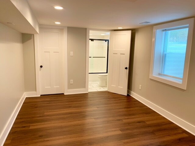 Building Photo - BUTLER UNIVERSITY 4BR/4BA PROFESSIONALLY REMODLELED!!   PERFECT FOR 4 ROOMATES!