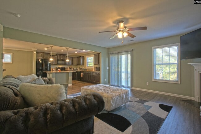 Building Photo - 649 Teaberry Dr