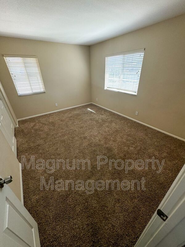 Building Photo - 31486 Pennant Ct