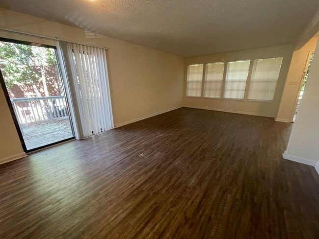 Building Photo - 2271 Green Timbers Trail