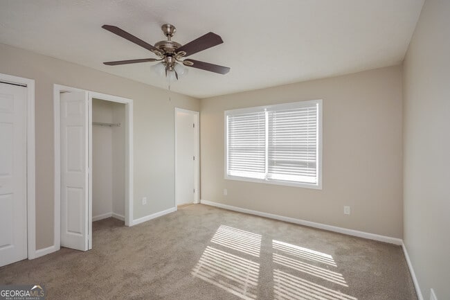 Building Photo - 6950 Carleen Ct