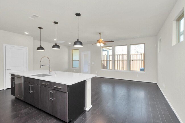 Building Photo - 10320 Marston Vineyard Dr
