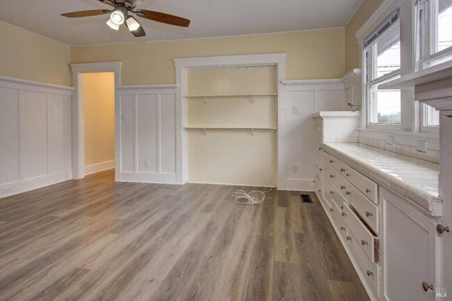 Building Photo - 1617 Georgia St