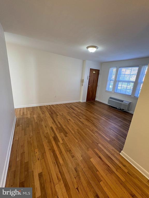 Primary Photo - 818 Jefferson St