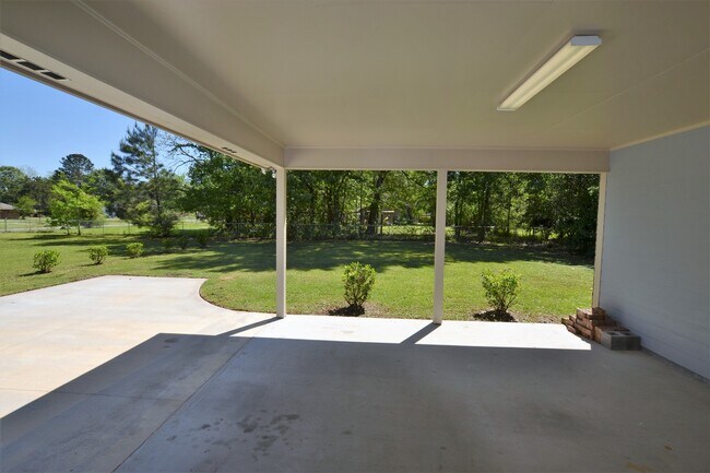 Building Photo - 4836 Rollins Rd