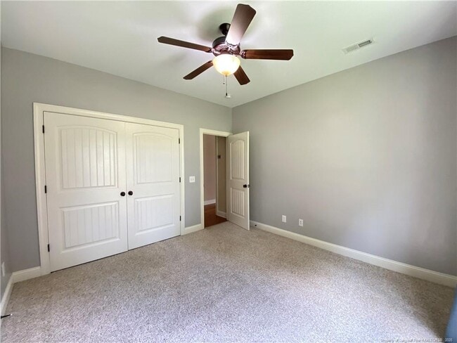 Building Photo - 484 Crown Point
