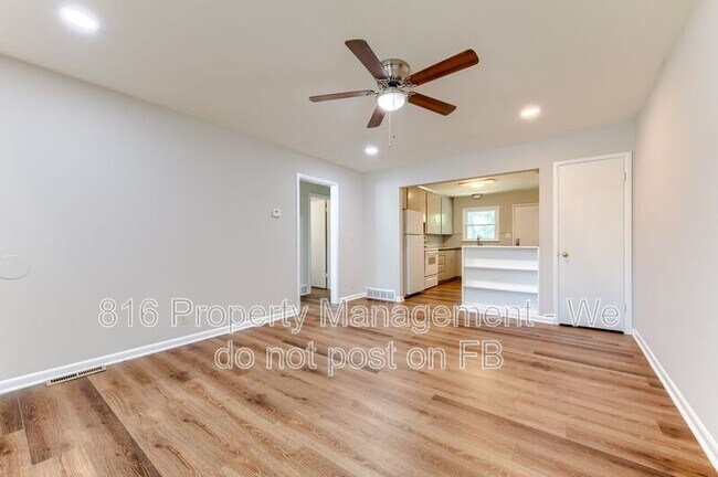 Building Photo - 602 SE 5th St