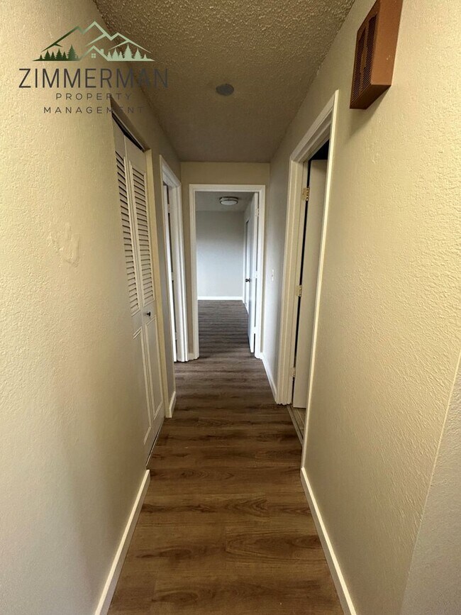 Building Photo - 2357 6th St