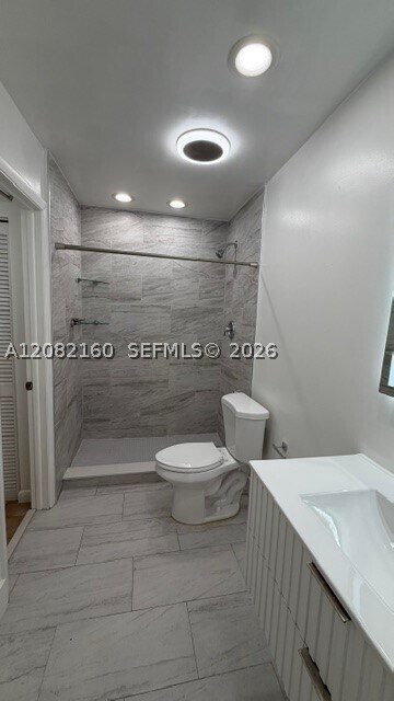Building Photo - 6070 W 18th Ave