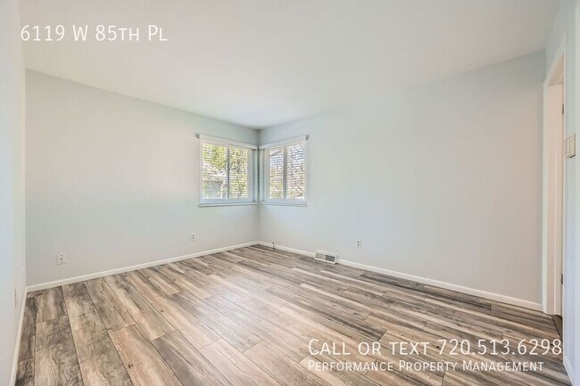 Building Photo - 6119 W 85th Pl
