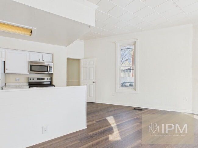 Building Photo - Cozy 1 Bedroom 1 Bath Apartment for Rent in Carlisle, PA!