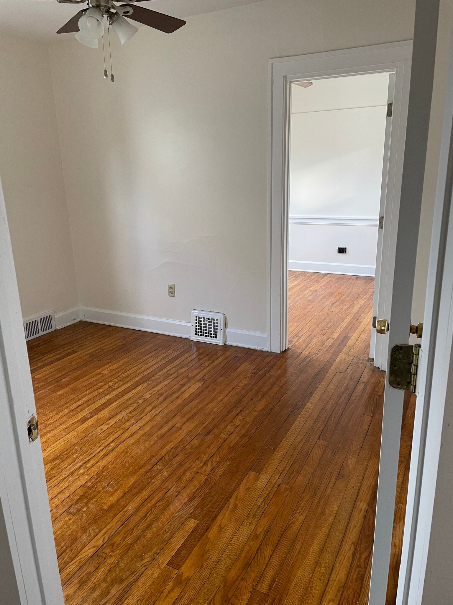 Rooms 2 and 3 - 1331 Nelson St