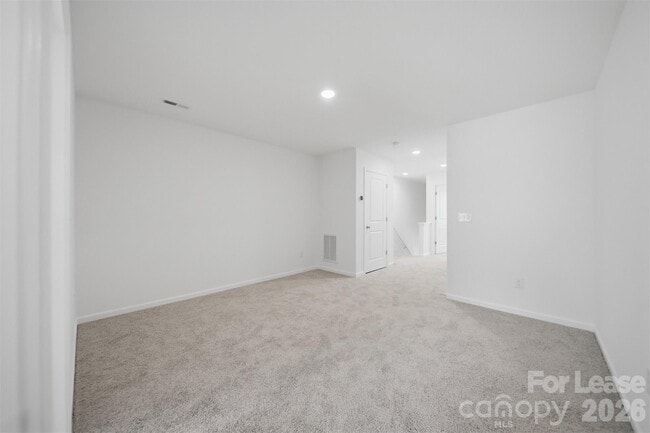 Building Photo - 1921 Tranquility Cir