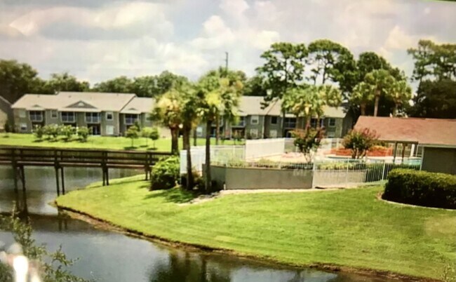 Building Photo - 124 Reserve Cir