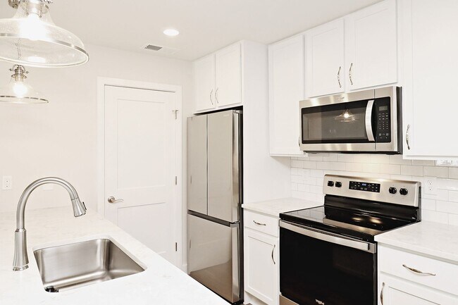 Building Photo - 5057 Mary Jackson Ct