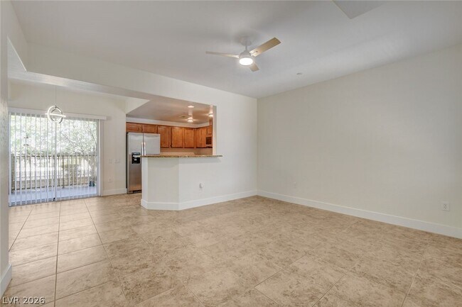 Building Photo - 6868 Sky Pointe Dr