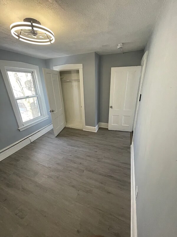 Building Photo - 8 Bagley St