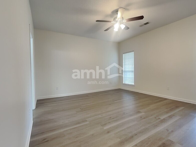 Building Photo - 7138 Arcastle Loop E