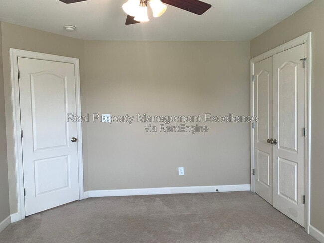 Building Photo - 1005 Hadley Meadows Dr