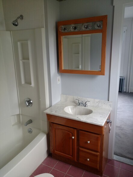 Building Photo - 134 N Orchard St