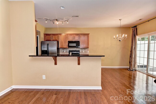 Building Photo - 10218 Blakeney Preserve Dr