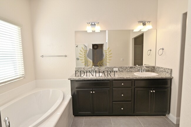 Building Photo - 645 Blue Oak Lane W